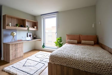 1 bed studio, South Marketgait, City Centre, Dundee, DD14AH - Image 2